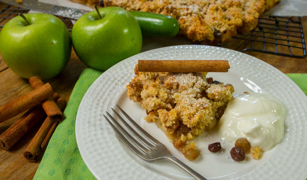 FB-R78-Apple-crumble-slice-RITCHIES.png
