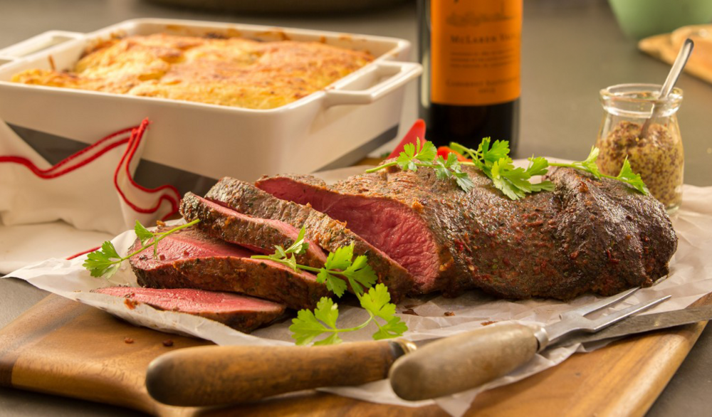 R3-46-Butterfly-beef-roast-with-creamy-potato-gratin1-1090x613.png