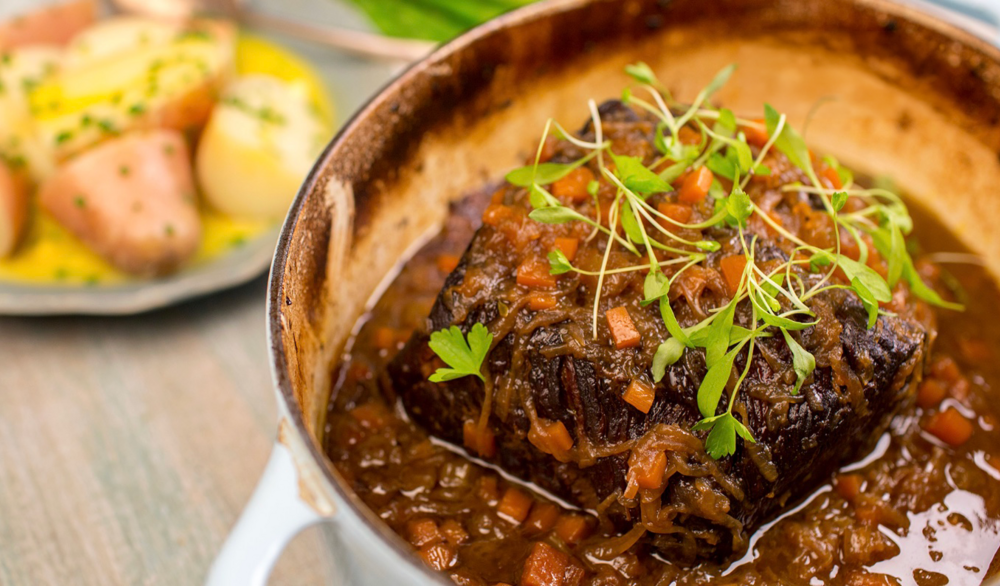 https-_www.ritchies.com.au_recipes_Pot-Roast-Beef-With-French-Onion-Gravy.png