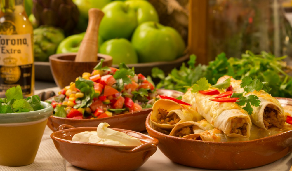 R3-40-Chicken-tortillas-with-corn-salad1-1090x613.png
